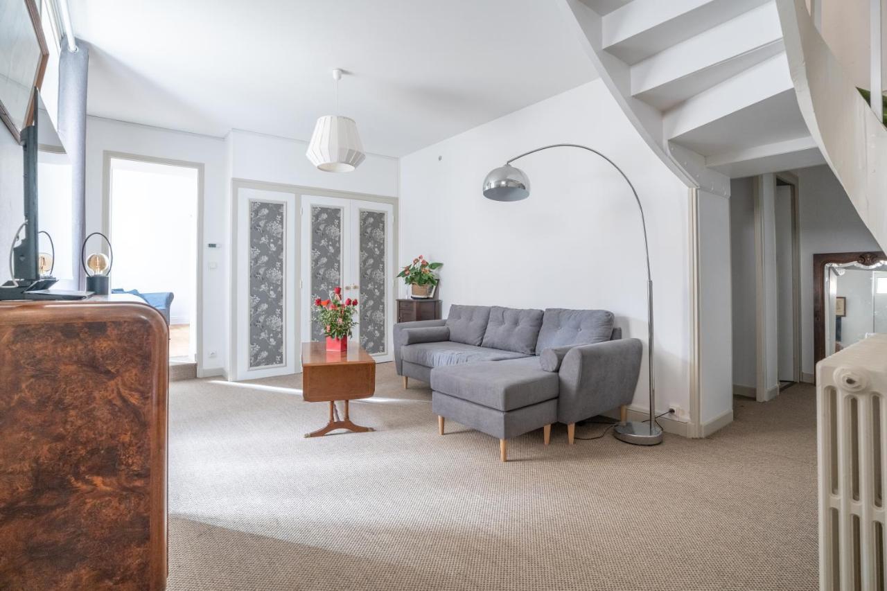 Maison De Ville Avec Jardin "La Coquette" Jonzac Exteriör bild
